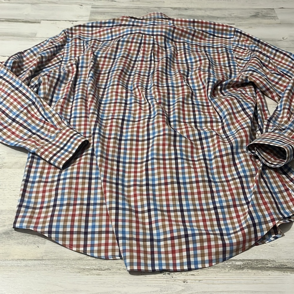 Peter Millar Button Down Size XL - Picture 5 of 7
